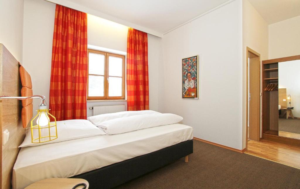 Hotel Gut Schwaige Ebenhausen 部屋 写真
