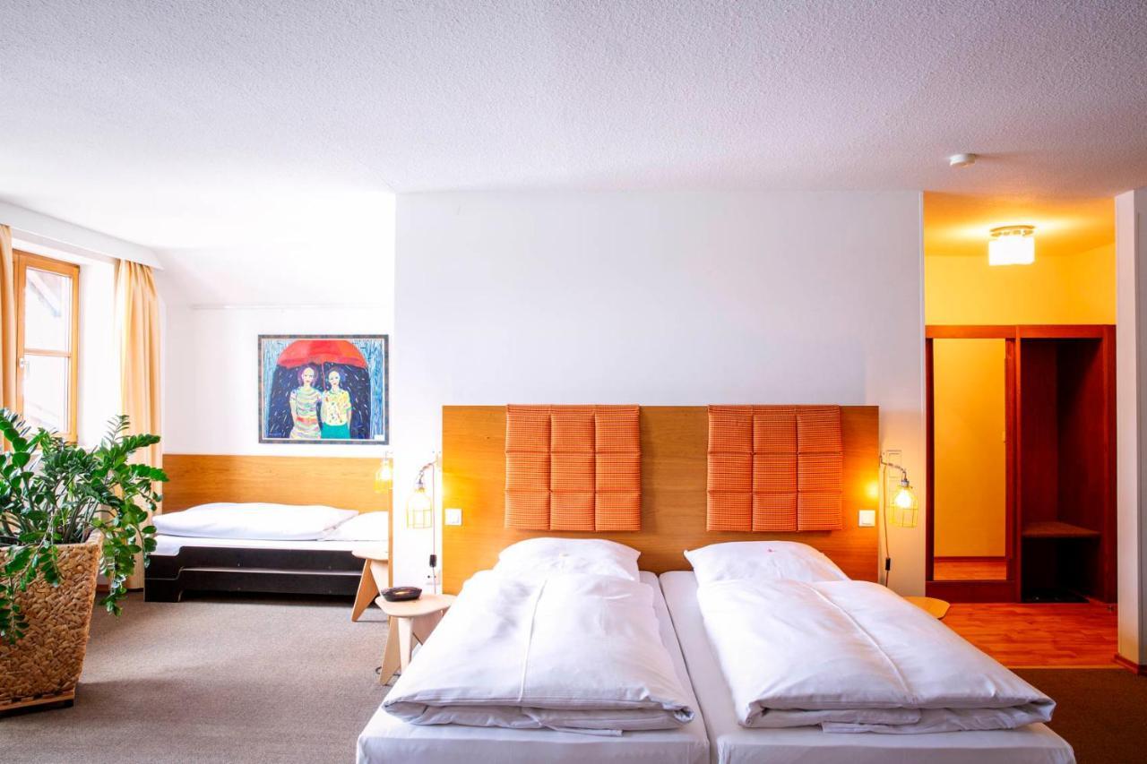 Hotel Gut Schwaige Ebenhausen エクステリア 写真