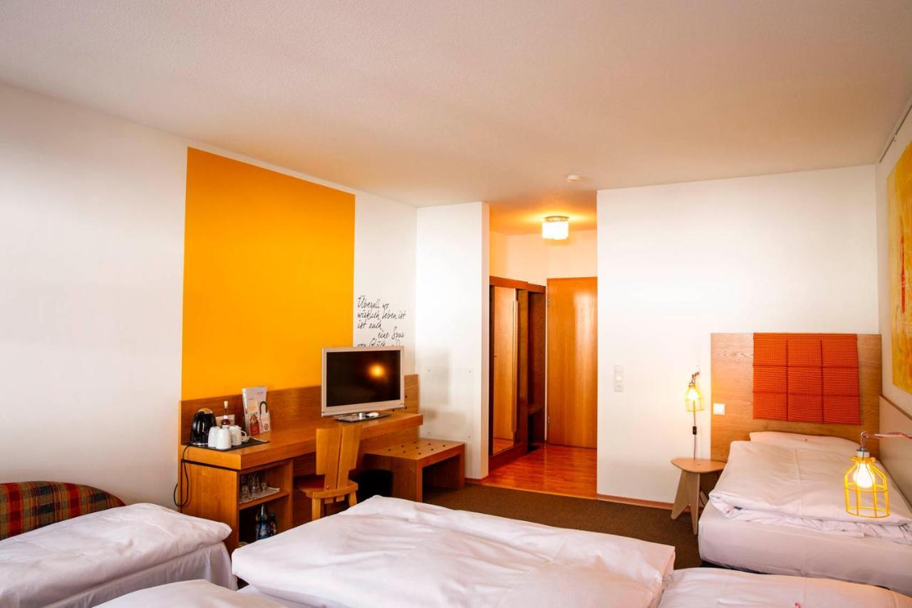 Hotel Gut Schwaige Ebenhausen エクステリア 写真